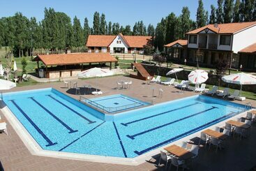 هتل Golkoy Yasam Resort