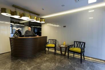 هتل Hassuites