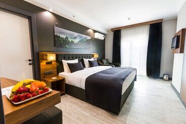 הוסטל Azra Suite Otel