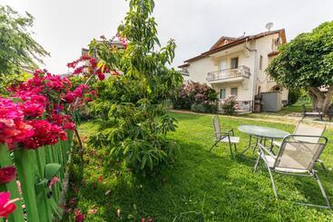 Отель Dedeminn Garden