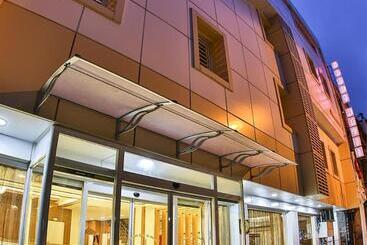 هتل Gaziantep Garni