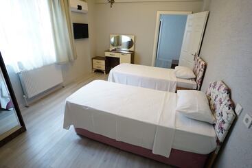 Lafontaine Konak Otel