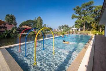 בית מלון כפרי Baan Imm Sook Resort