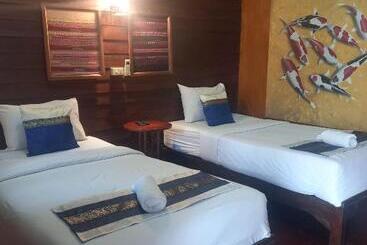 هتل Baanfai Guesthouse Chiangkhong