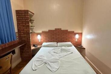 酒店 Goiânia Palace