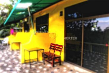 Отель Island Lodge