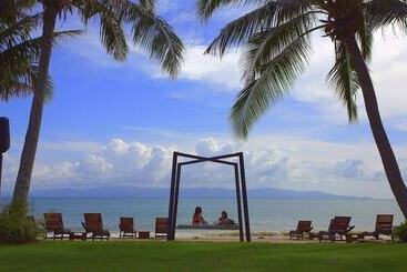 Infinity Beach Club Resort & Hostel Koh Phangan