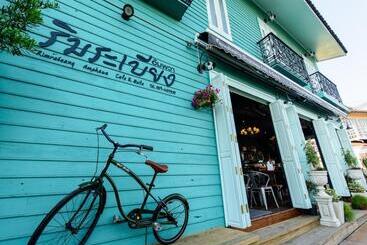 Пансион Rimrabeang Amphawa Cafe And Suite