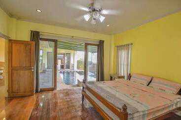 Turista apartmanok Baan San Rak By Puppap