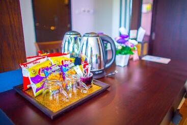 Aziss Boutique Hotel   Sha Plus