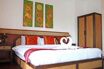 Отель Jade Tower