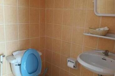 호텔 Patong Rose Guest House 50m To Beach