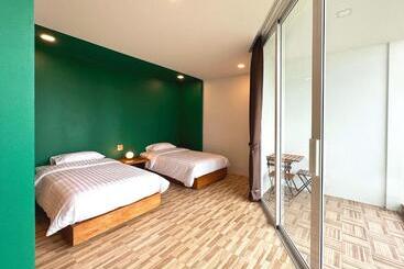 בית מלון כפרי Plernpetch