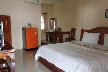 Отель Ratchaphruek Resort