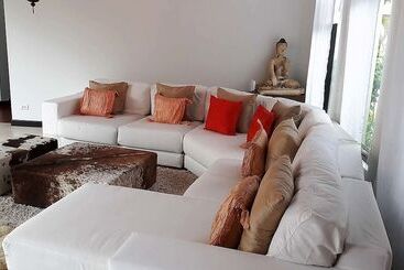 آپارتمانهای توریستها Private Pool Villas Phuket   Mandala Arnalia