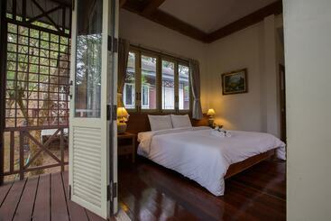 Starlite Khaoyai Hotel And Resort