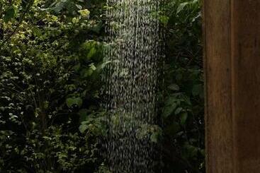 דירות לתיירים The Natives Samui