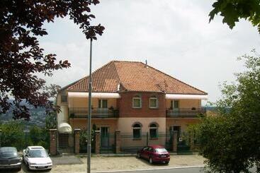 مبيت وإفطار Villa Nevenka Rooms