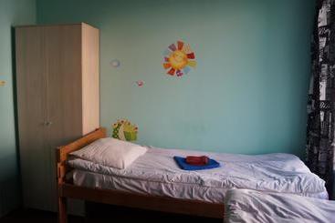 هتل Hostel Papa Na Dache