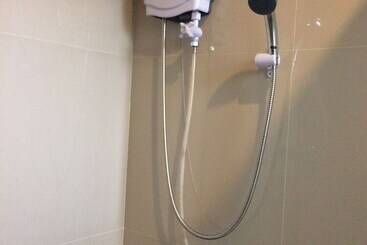 בית מלון כפרי Phu Pai Kaew Resort