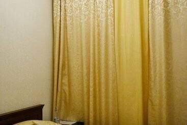 فندق Poruchik Golicin