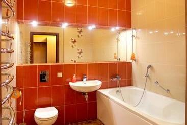 هتل Red House