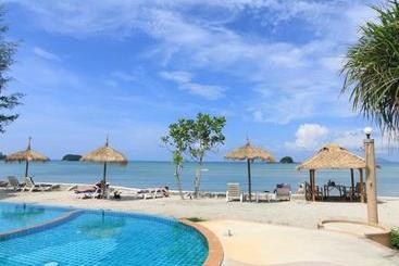 هتل Salatan Resort