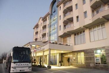 호텔 Tami Residence