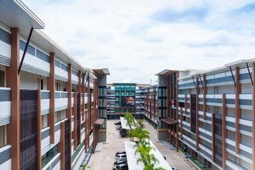 ホテル The Grand Residence