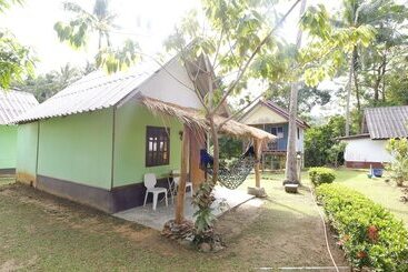 渡假胜地 Lanta Sunmoon Bungalow