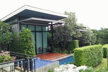 استراحتگاه Sasima Moonlight Villa
