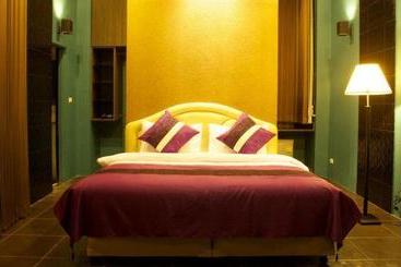 استراحتگاه Sasima Moonlight Villa