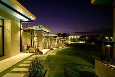 استراحتگاه Sasima Moonlight Villa
