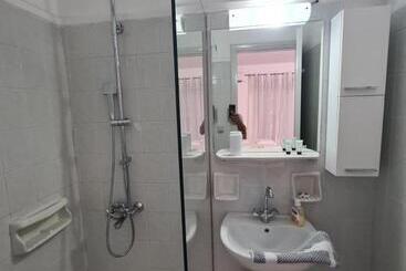 דירות לתיירים Crown Apartments