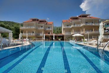 Elena Hotel Apartments