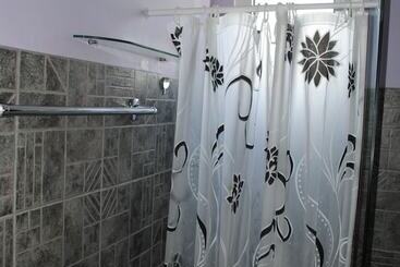 ホテル Karmik Concept Apartments