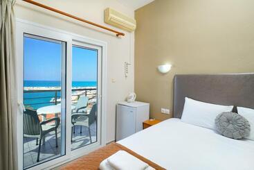 Отель Papageorgiou