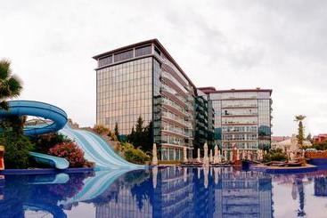 هتل Prometey Club All Inclusive