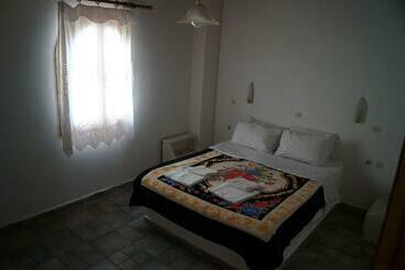 فندق Tropica Club