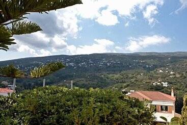 펜션 Kalimera Andros