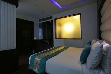 Capital O 7331 Hotel Downtown