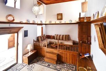 هتل Casa Lindos