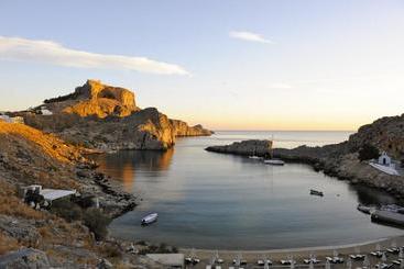 هتل Chrysa Studios Lindos