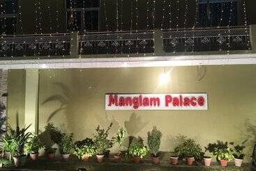 호텔 Mangalam Palace   Lucknow Airport