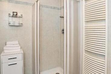 هتل Penzion Thalleruv Dum