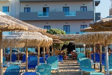 בית מלון כפרי Tropical Beach A