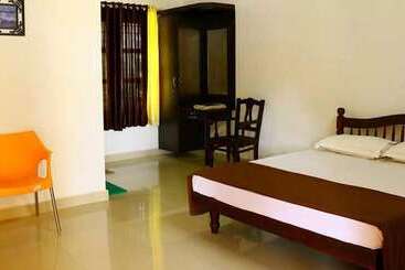 膳宿费 Baywatch Beach Resort