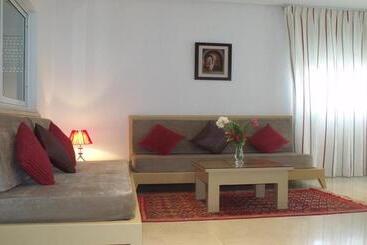 아파트호텔 Castilia Suites