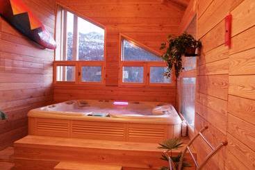 تختخواب و صبحانه Chalet Le Pot De Miel