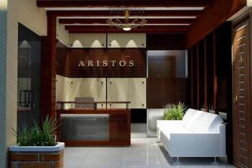 هتل Aristos Boutique & Suites